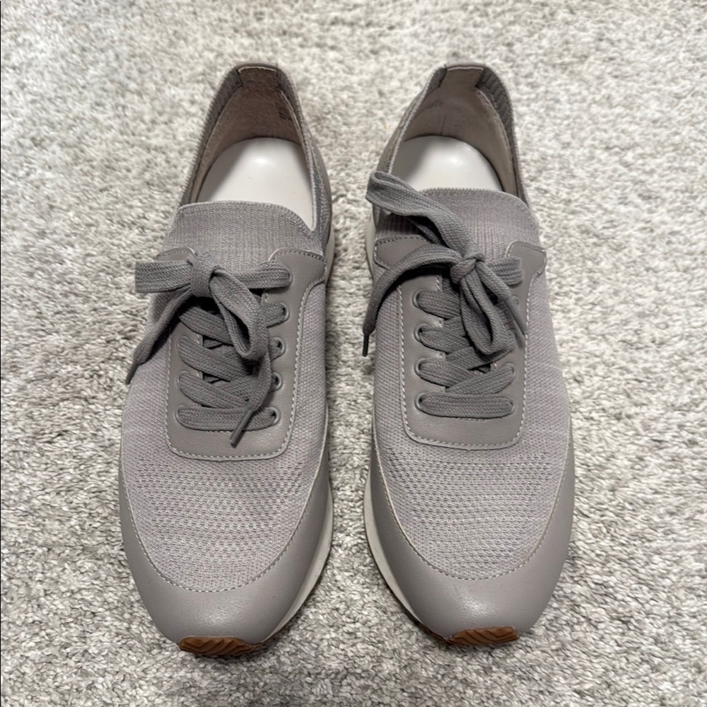 Women’s Gray Sneakers